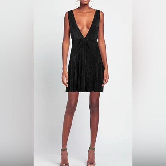 Free People Dresses & Skirts - FREE PEOPLE Black Sleeveless Dress
